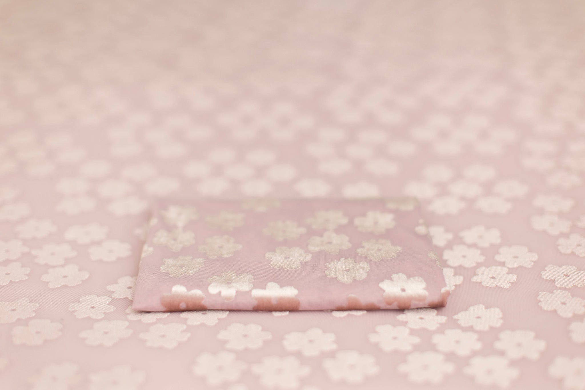 Penelope | Mauve Daisy Wrap