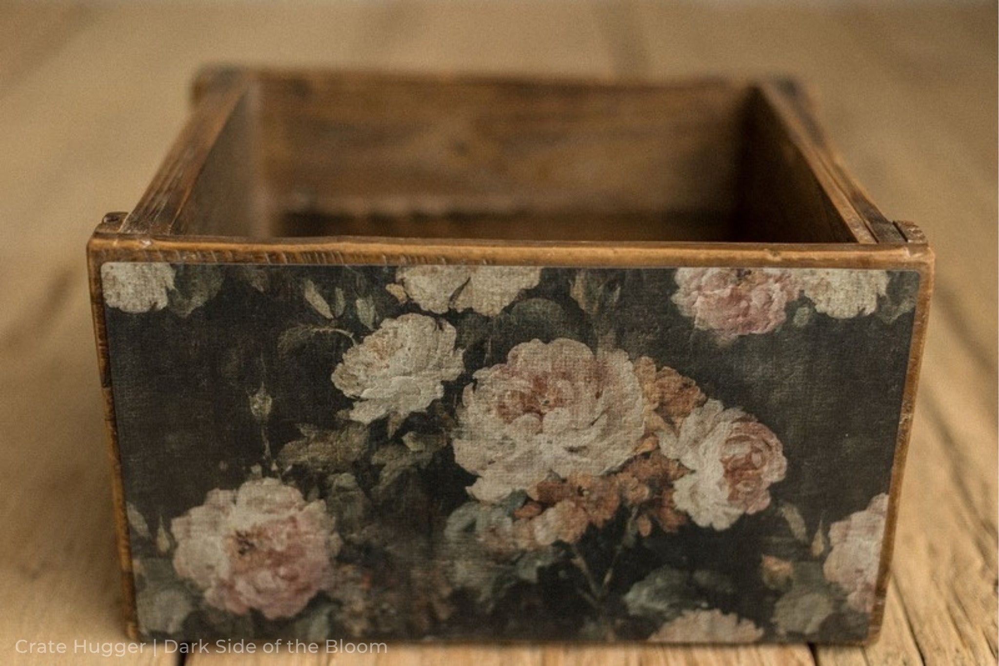 Crate Hugger | Dark Side of the Bloom