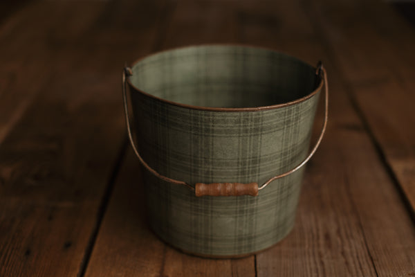 Bucket Hugger | 387 Flannel PJs