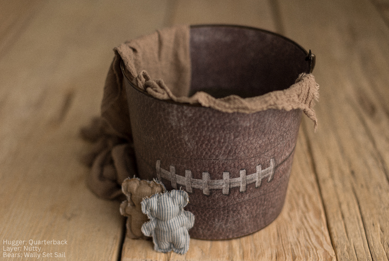 Bucket Hugger | Quarterback