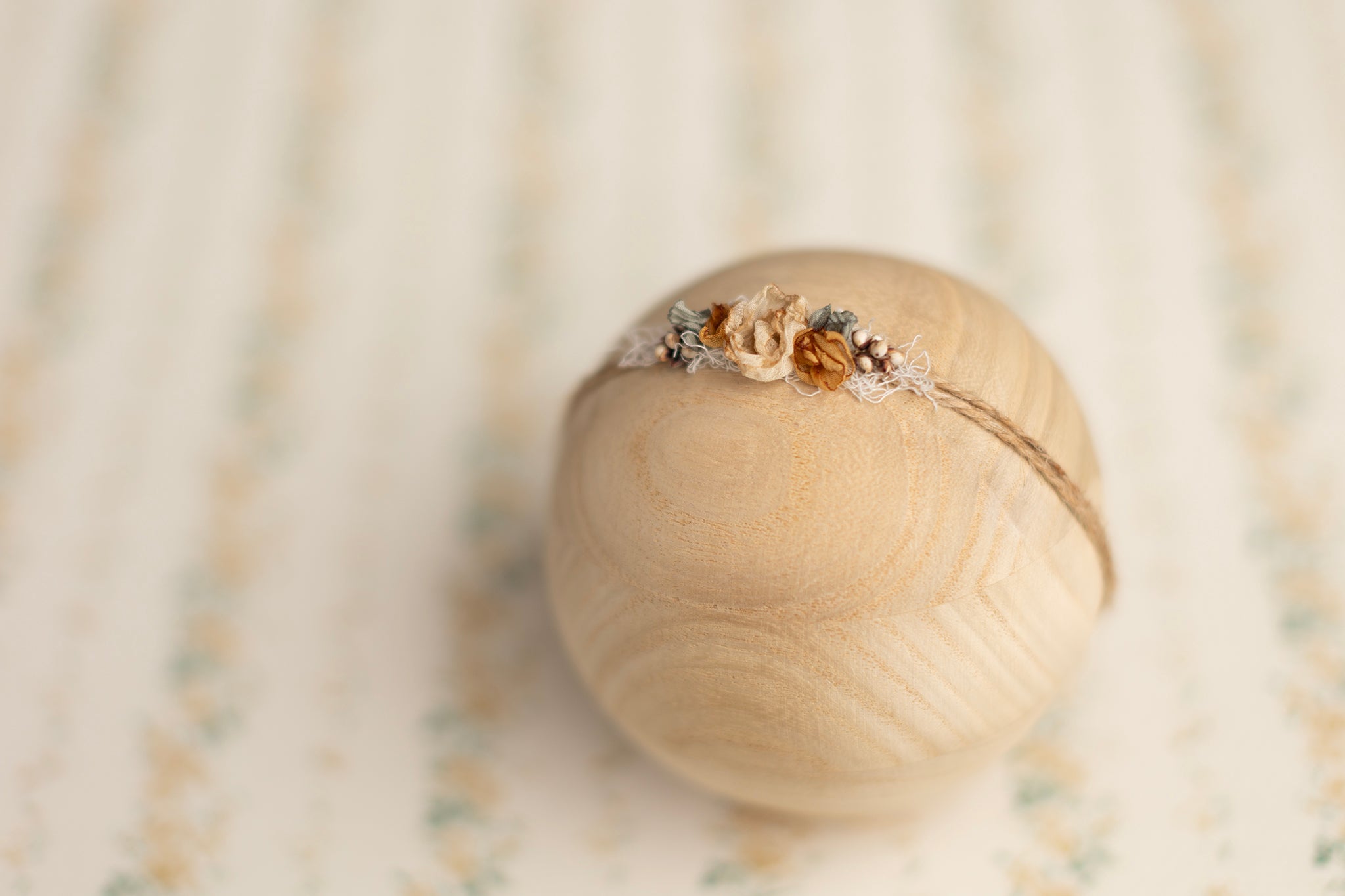 Rustic Dottie Headband | Golden Stemline