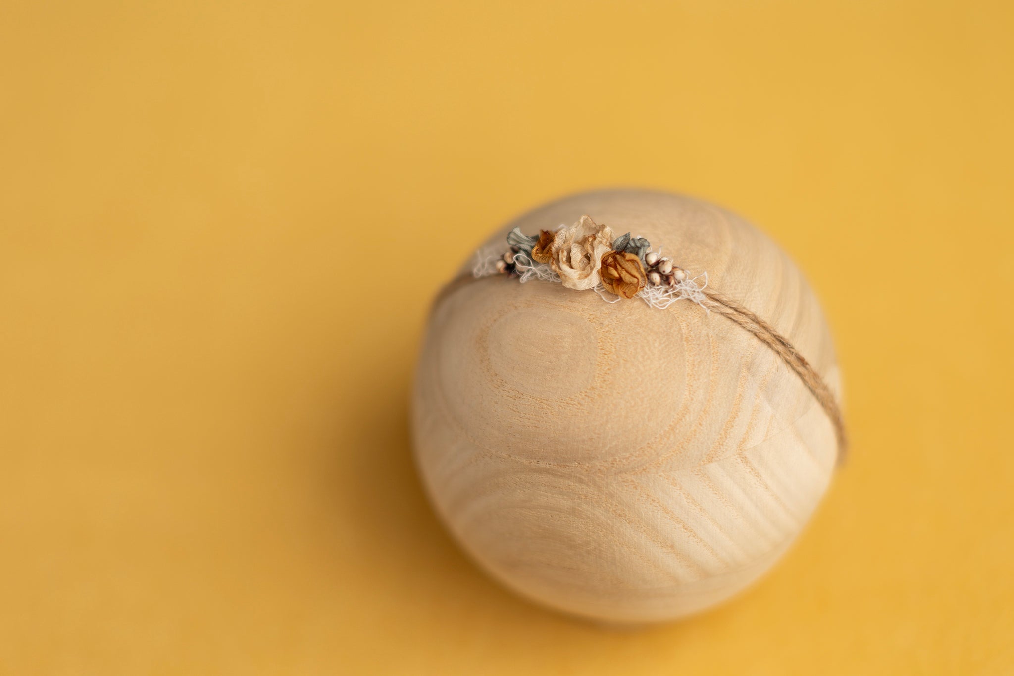 Rustic Dottie Headband | Golden Stemline