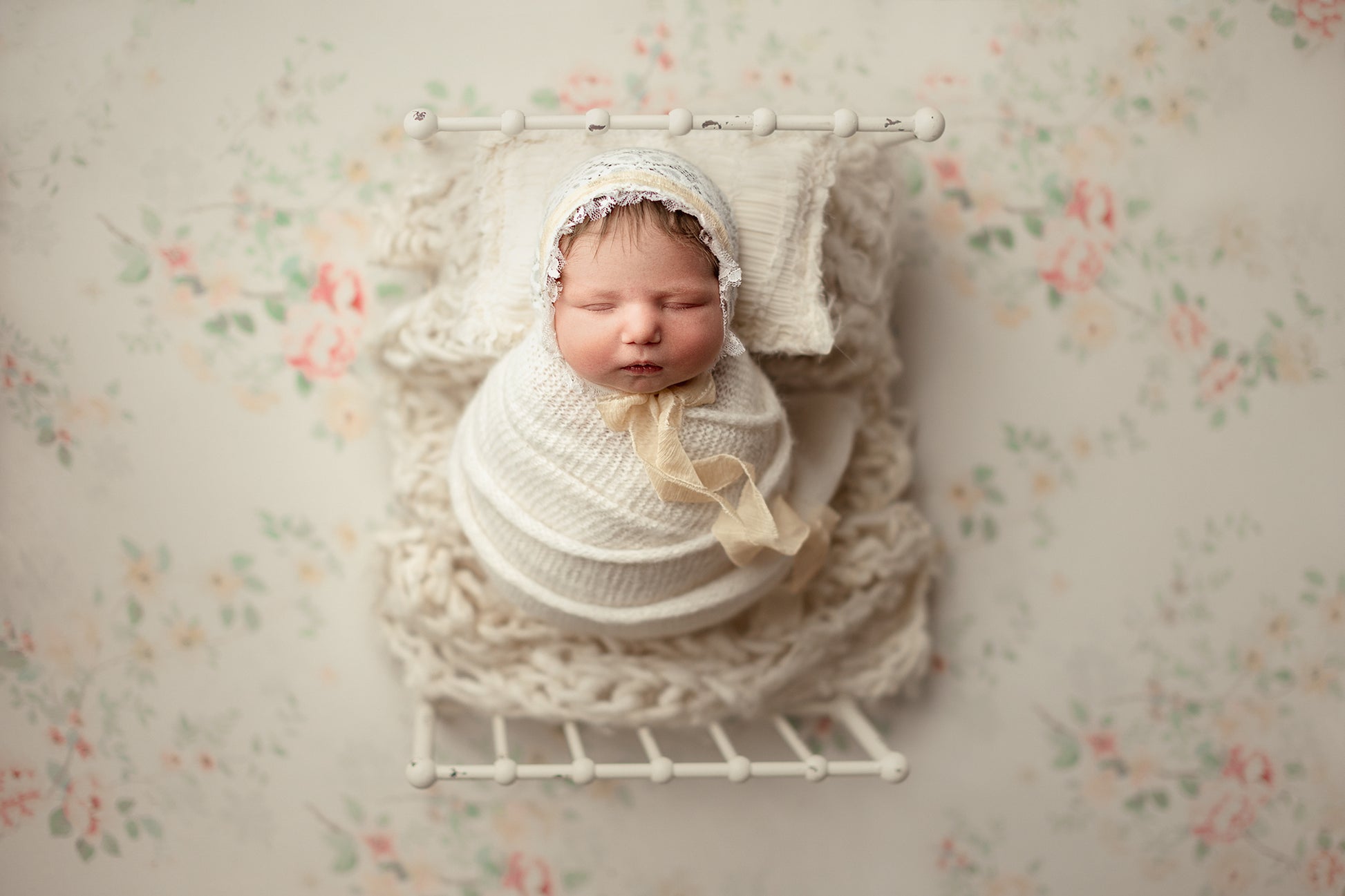 Ashes Bed | Creamed Wheat Distressed