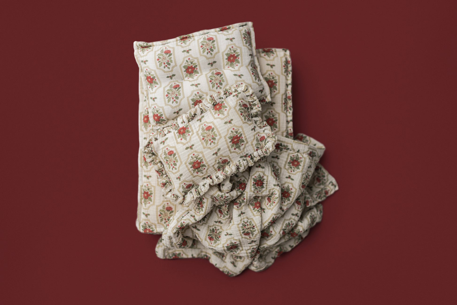 Bed Linens | Cookie Tin