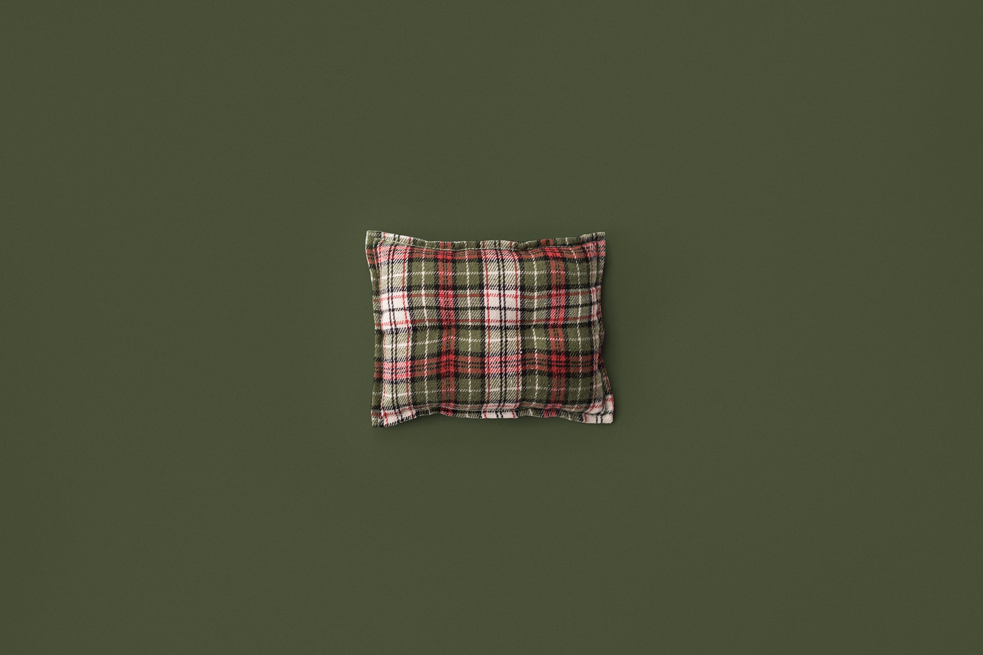 Bed Linens | Grinch Plaid