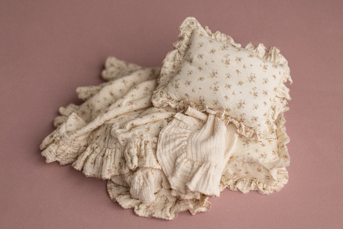 Bed Linens | Earthen Bouquet