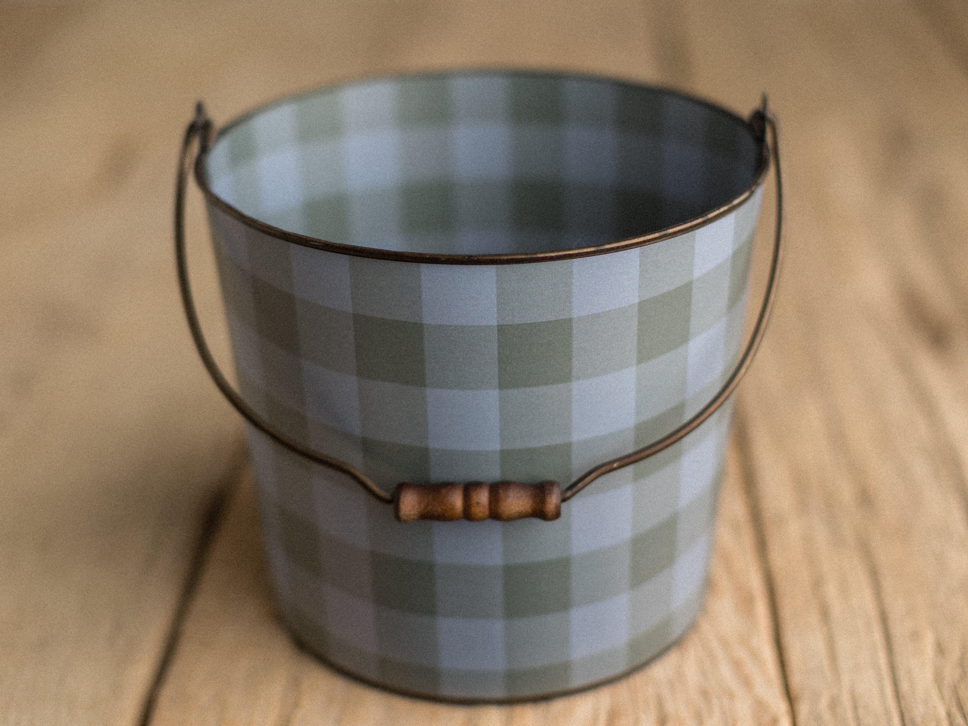 Bucket Hugger | Pickle Barrel Plaid