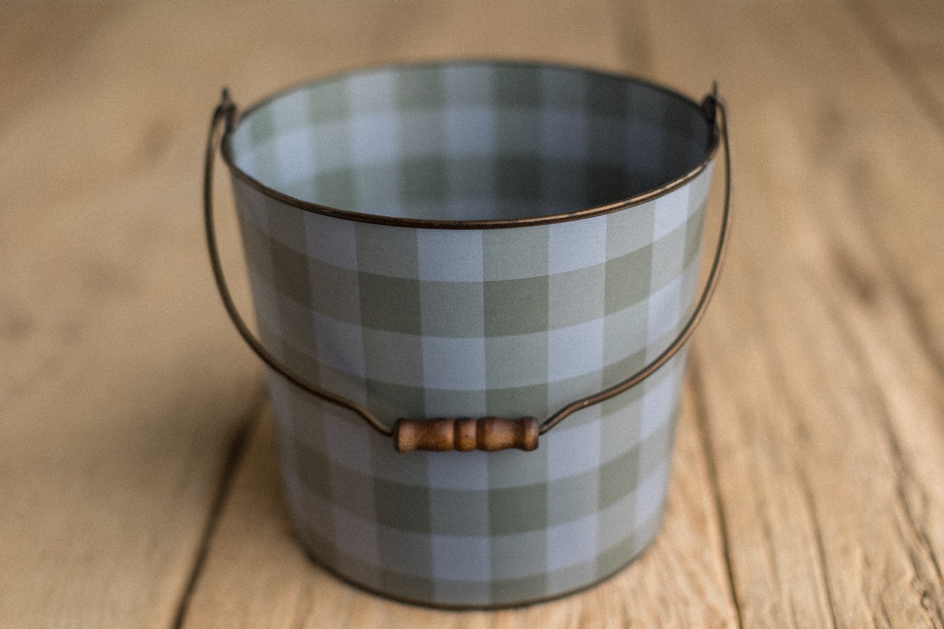 Bucket Hugger | Pickle Barrel Plaid