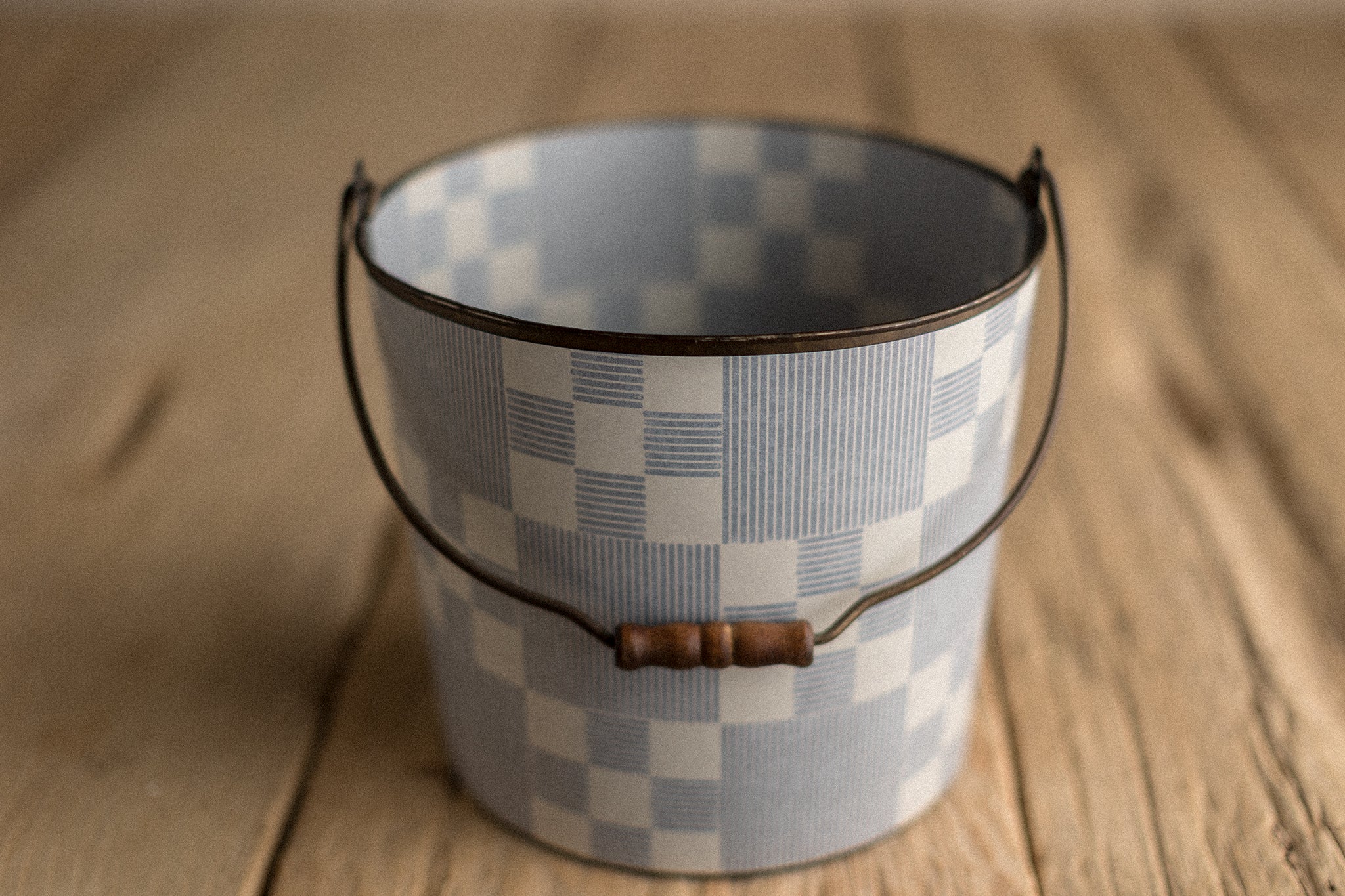 Bucket Hugger | Patch