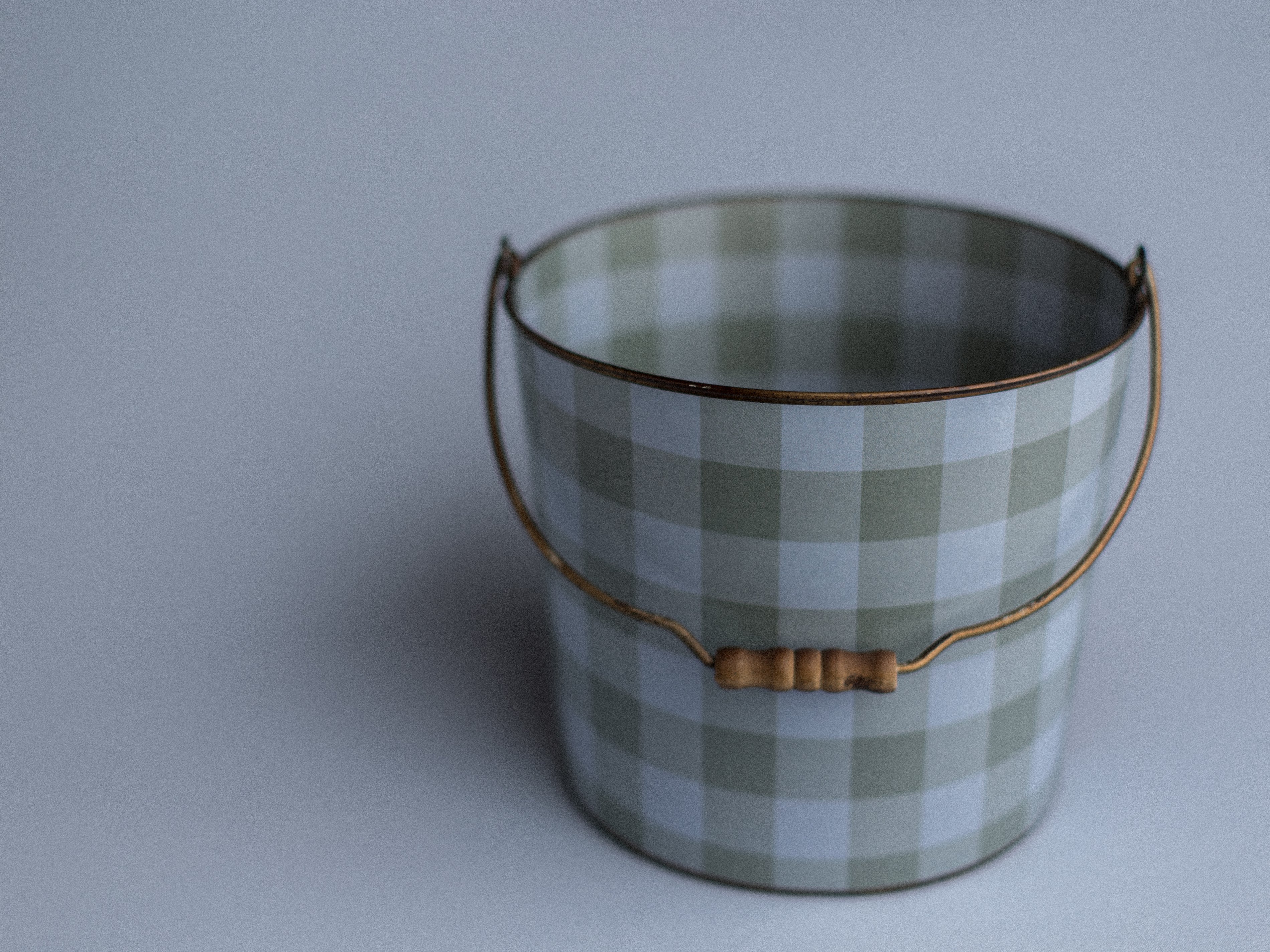 Bucket Hugger | Pickle Barrel Plaid