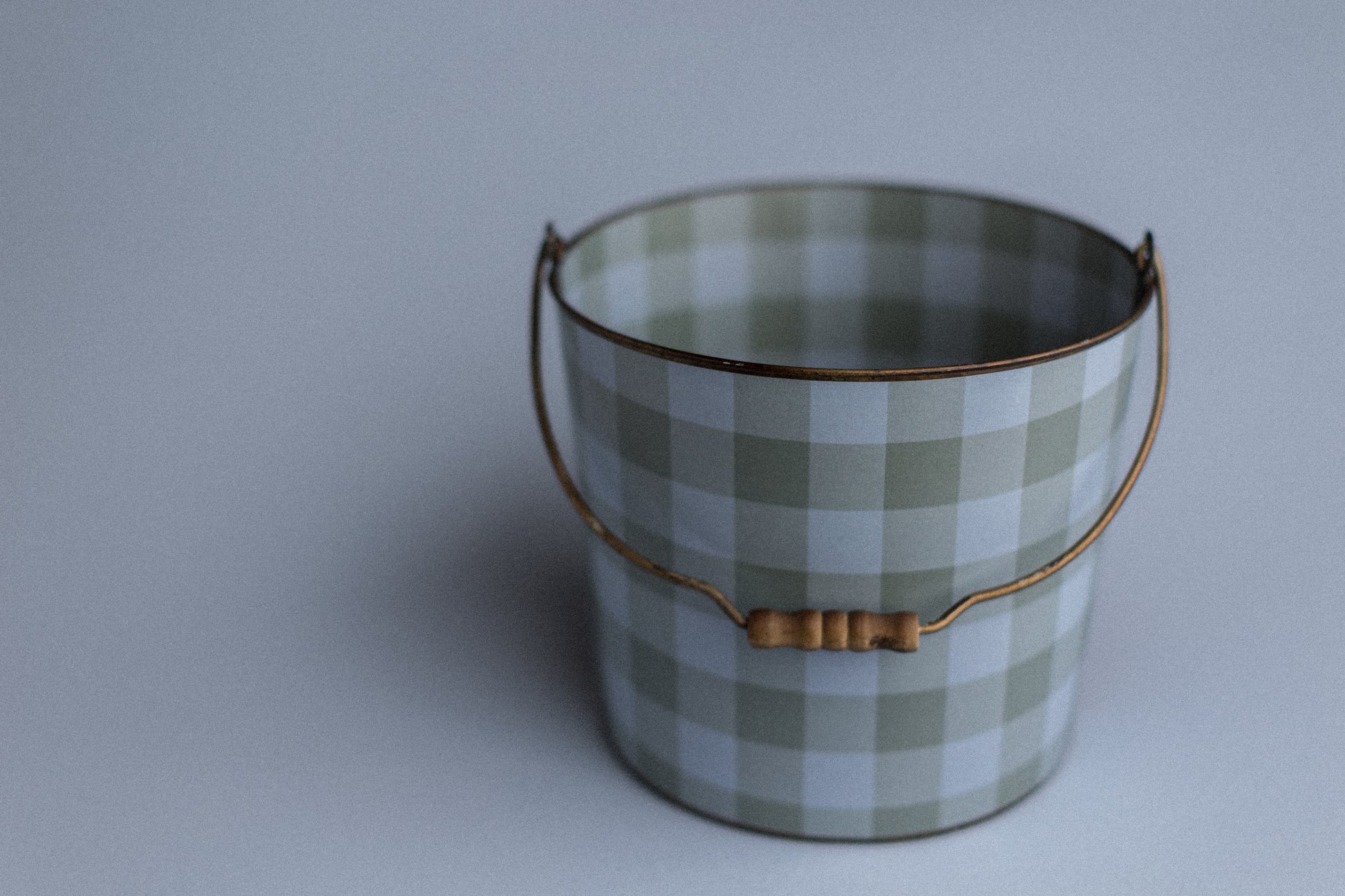 Bucket Hugger | Pickle Barrel Plaid