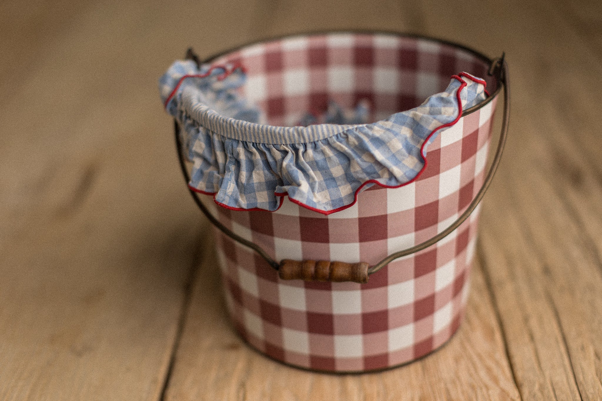 Bucket Hugger | Picnic