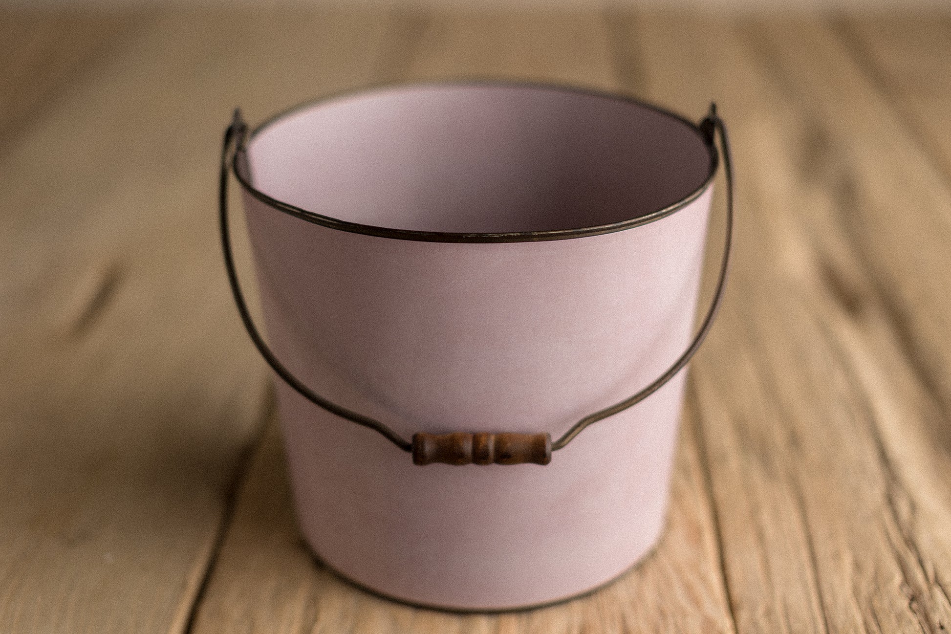 Bucket Hugger | Pink Sugar