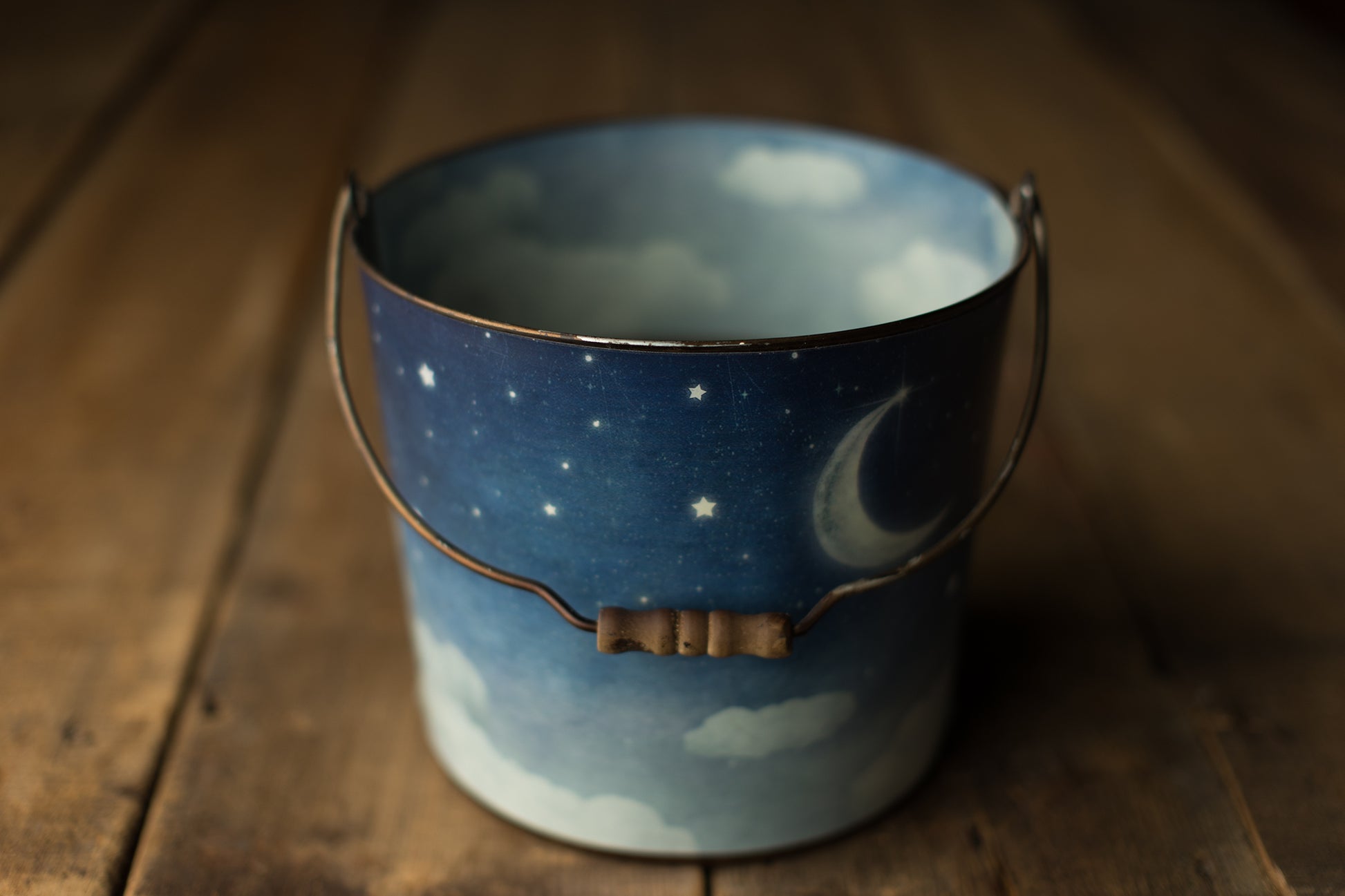 Bucket Hugger | 070 Sweet Dreams