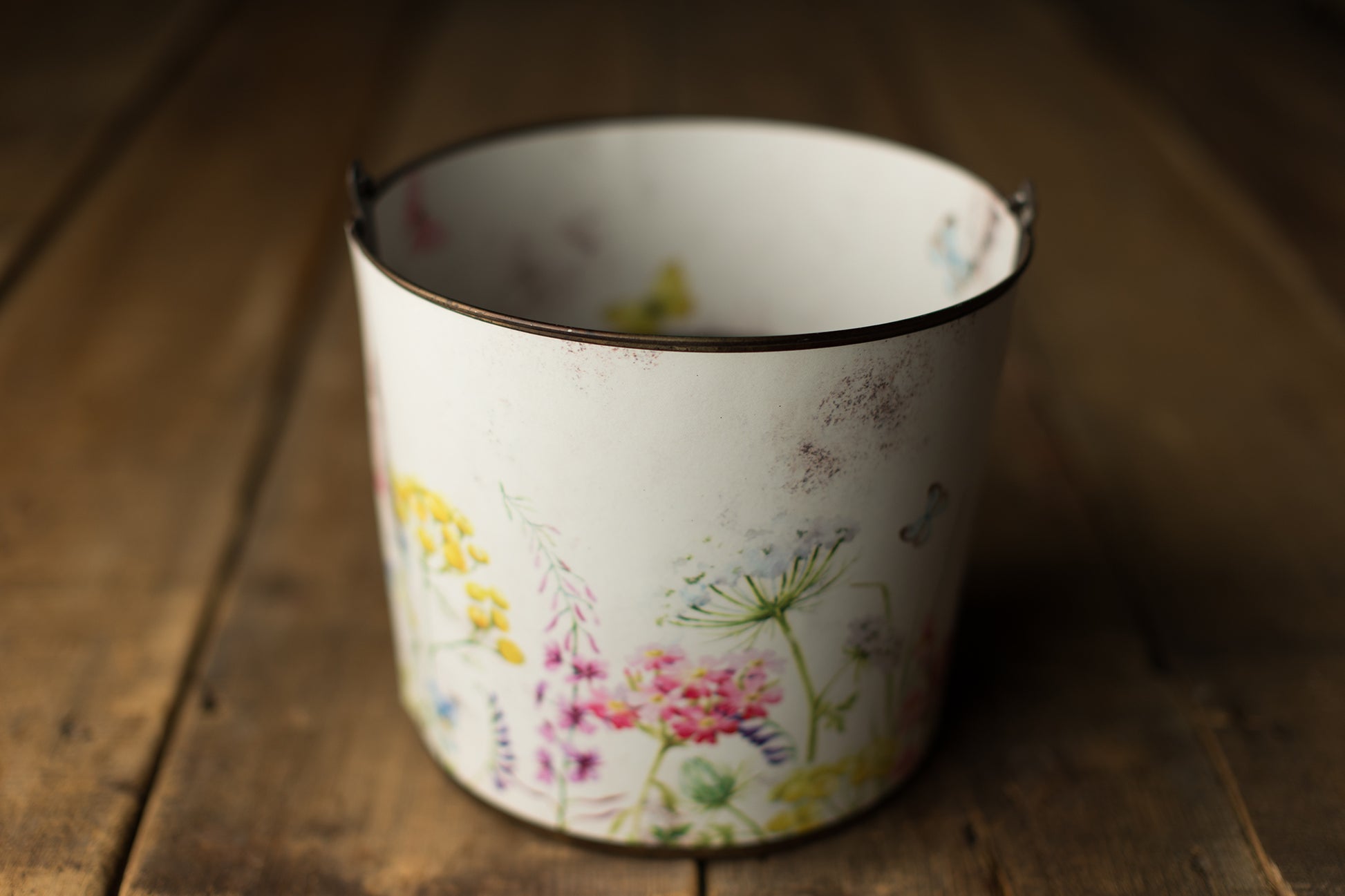 Bucket Hugger | 103 Wildflowers