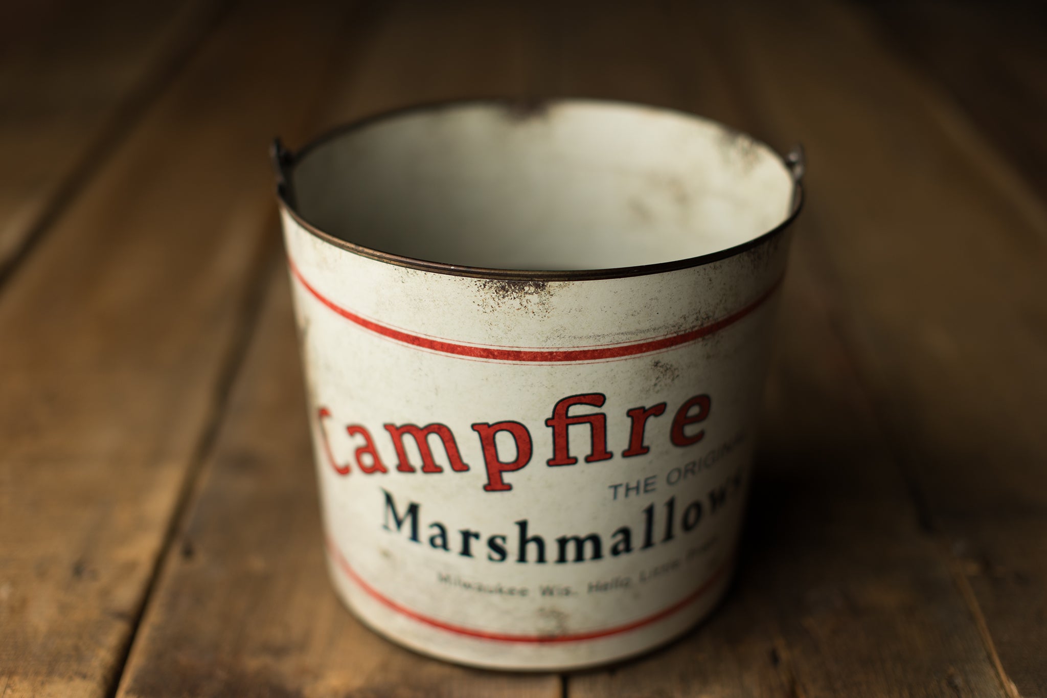 Bucket Hugger | 295 Campfire Tin