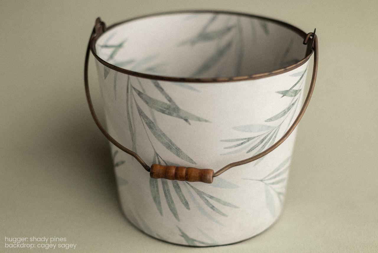 Bucket Hugger | Shady Pines