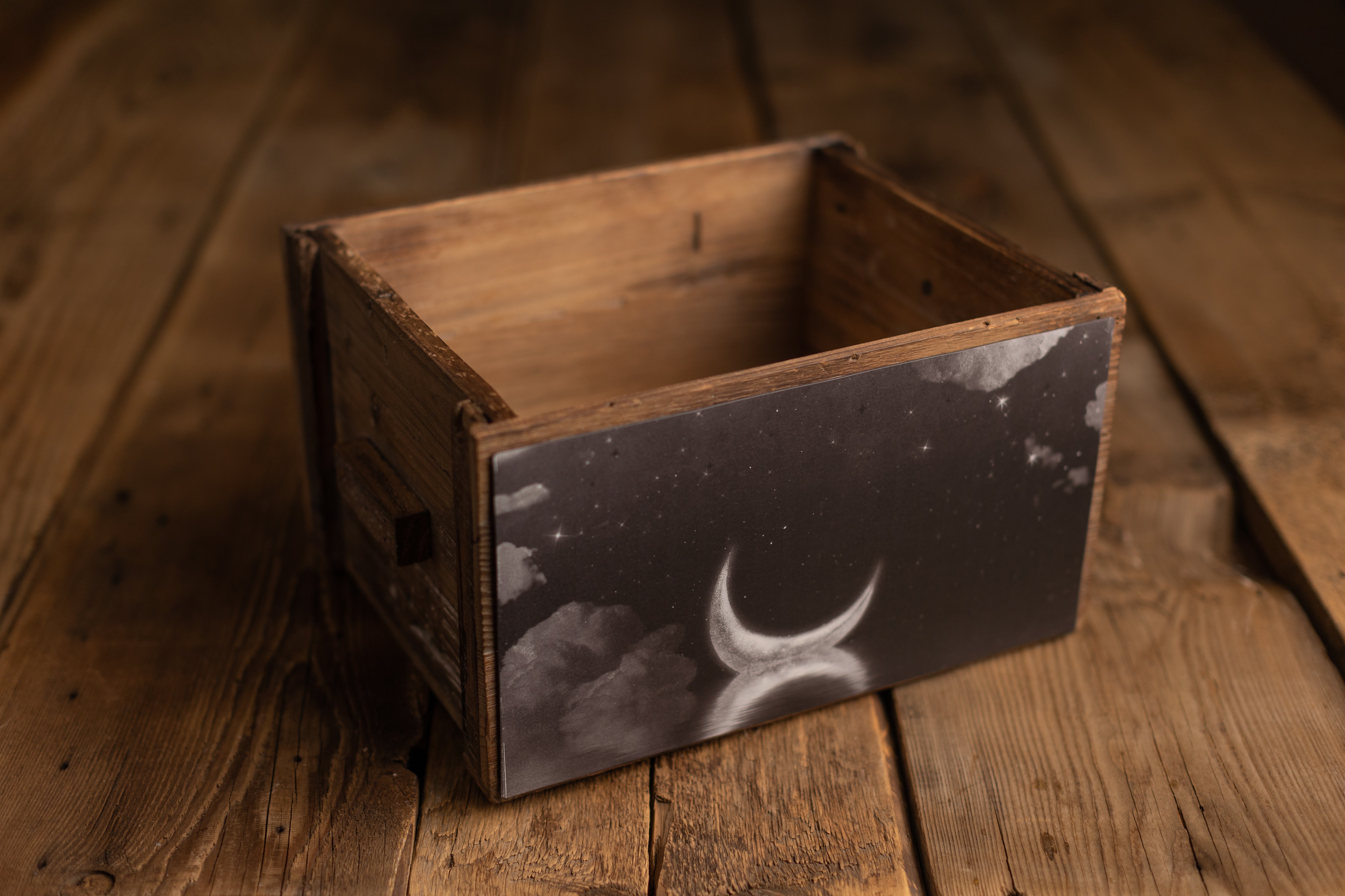 Crate Hugger | 084 Night Night