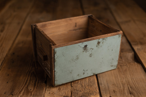 Crate Hugger | 093 Seaglass