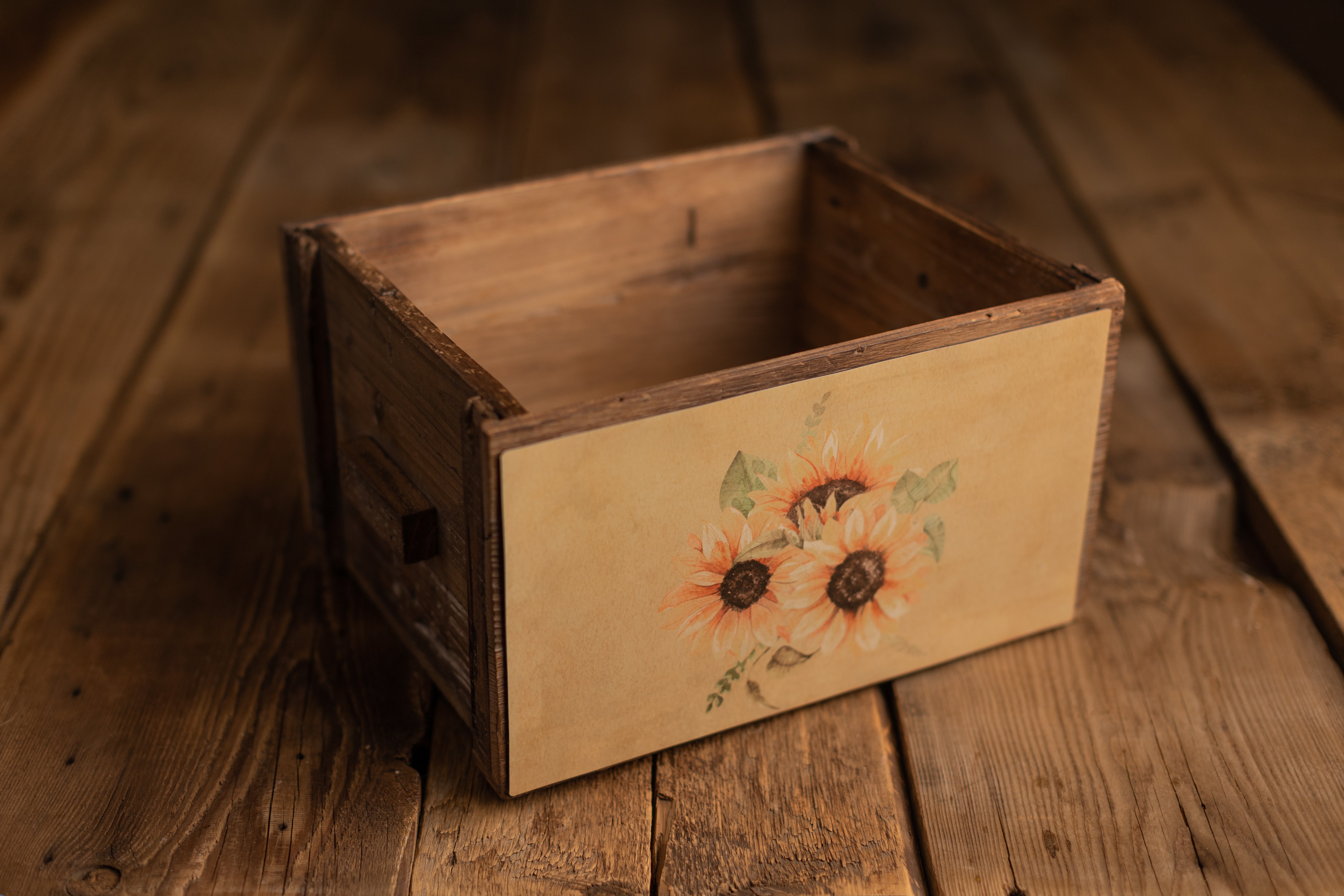 Crate Hugger | 185 Sunflower Bunch