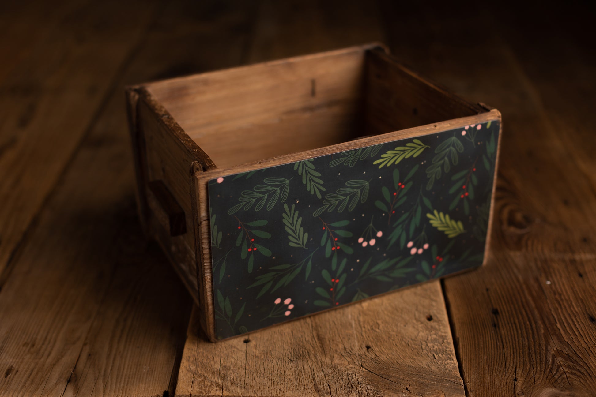 Crate Hugger | 290 Christmas Green