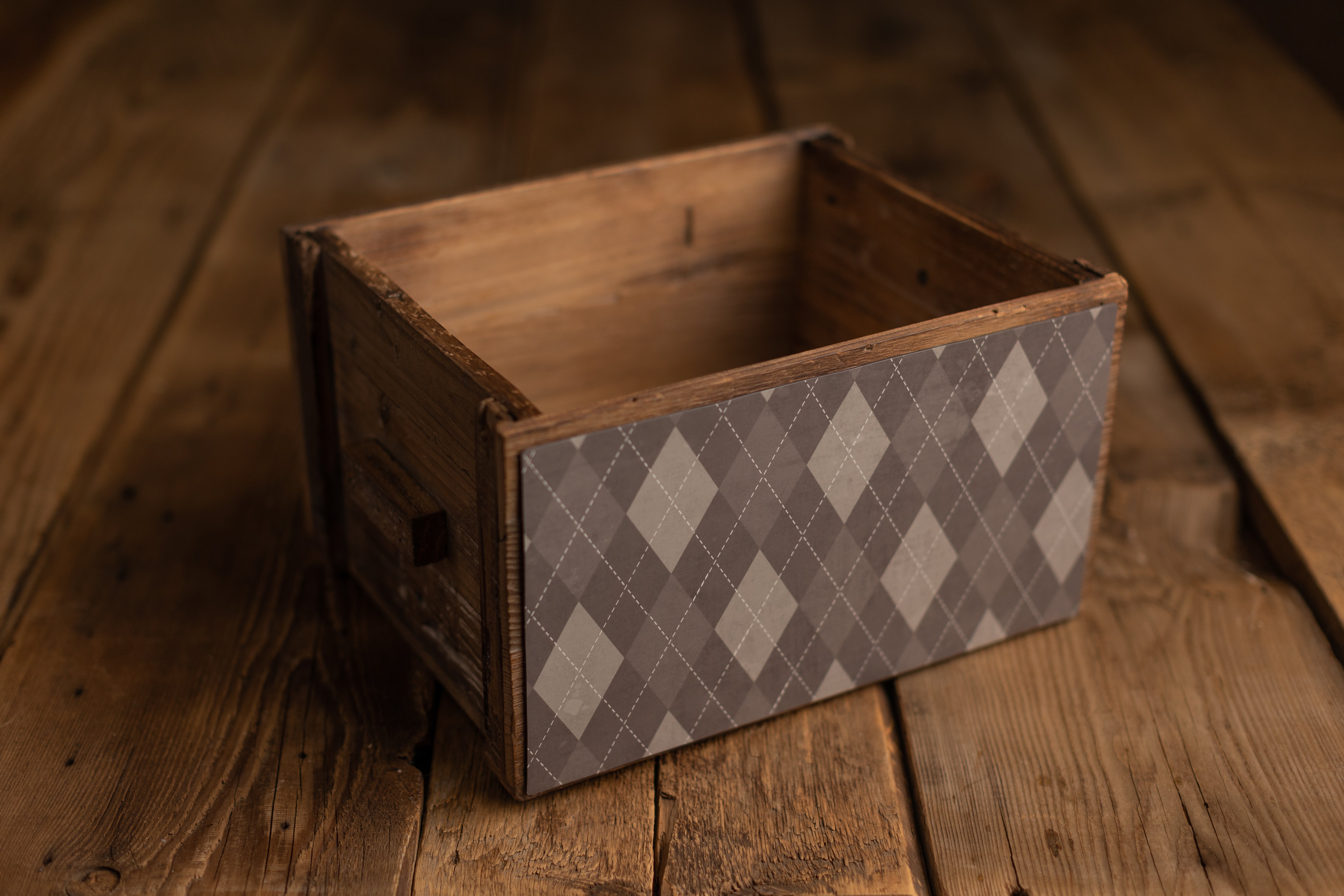 Crate Hugger | 430 Playing Cards