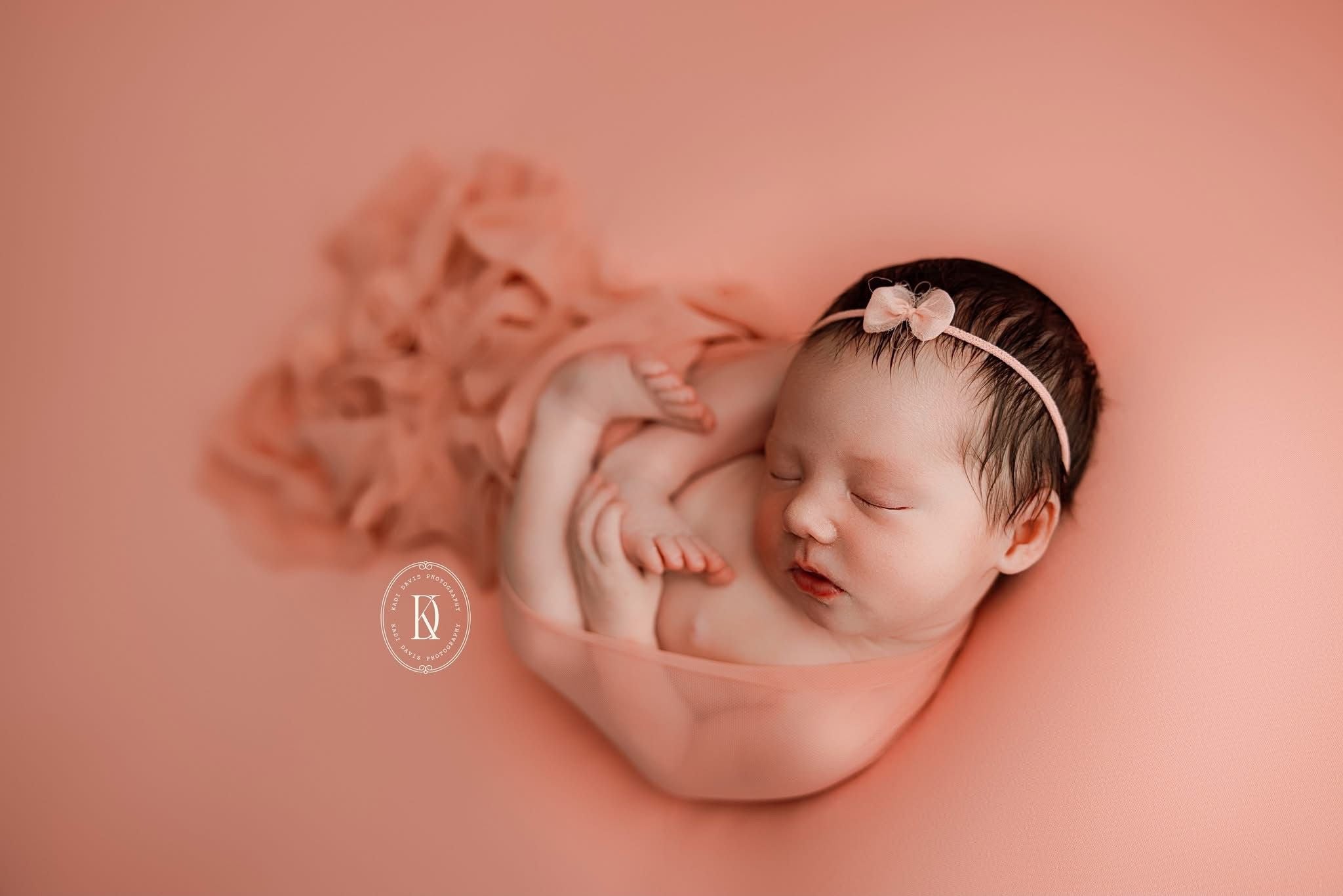 Middle Child Bow | Shrimp