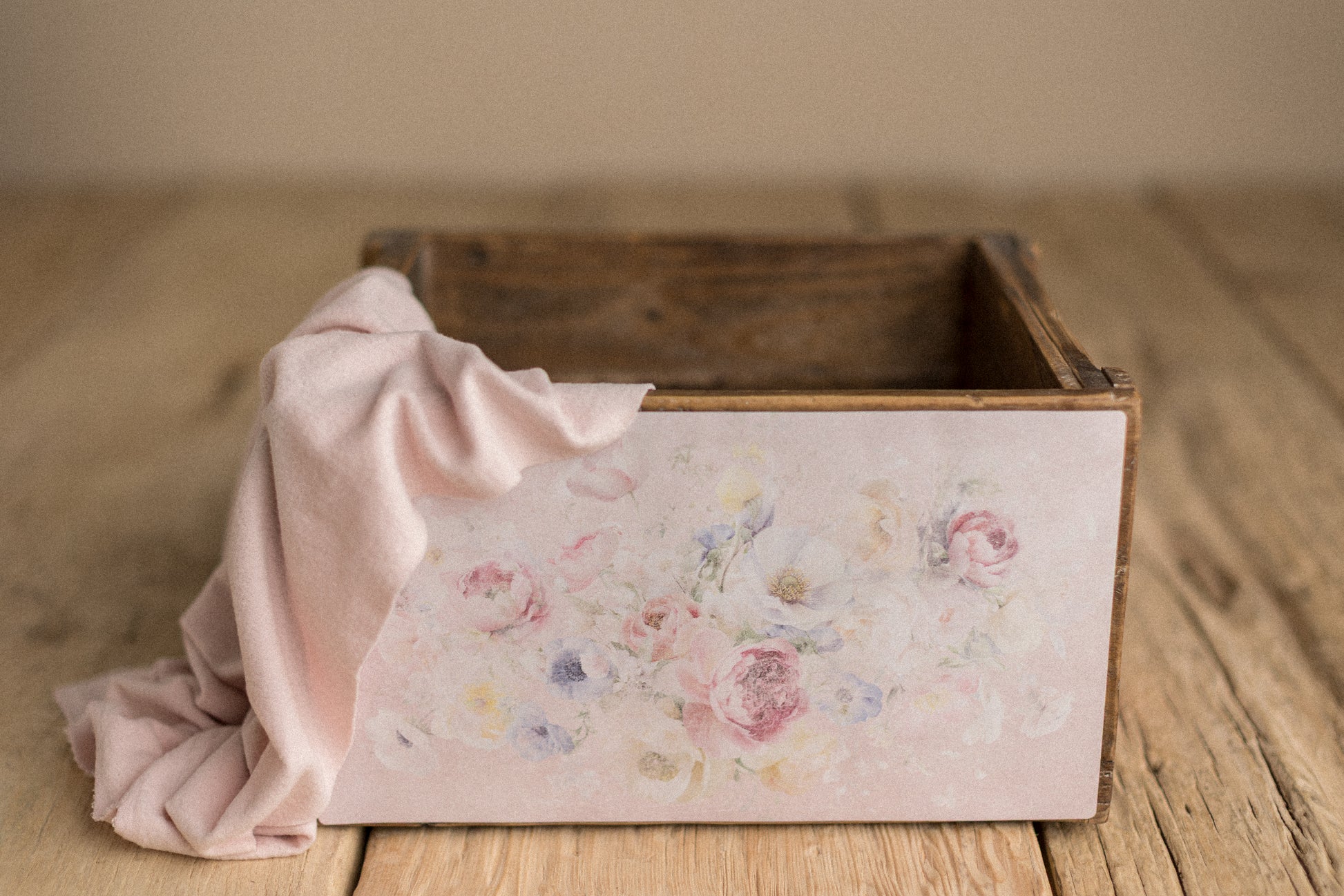 Crate Hugger | Bloomers