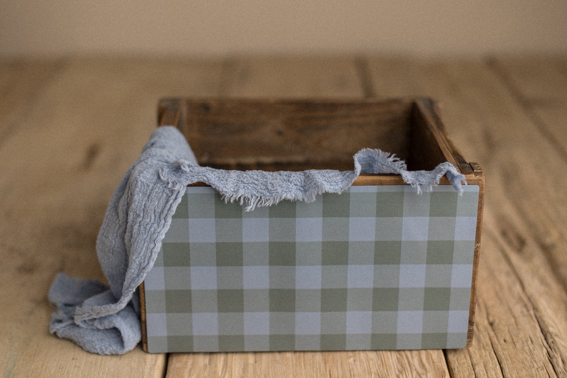 Crate Hugger | Pickle Barrel Plaid