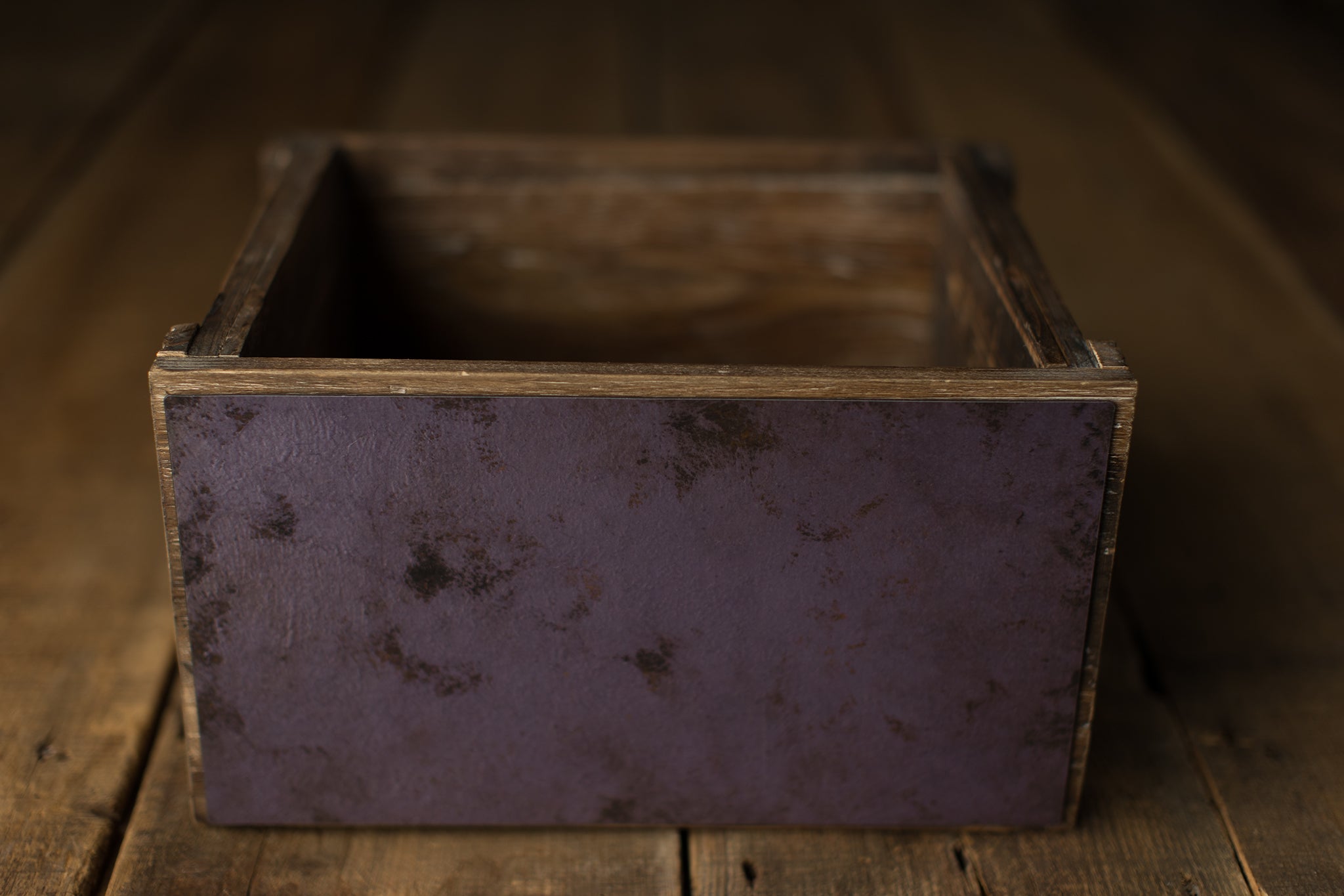 Crate Hugger | 018 Purple