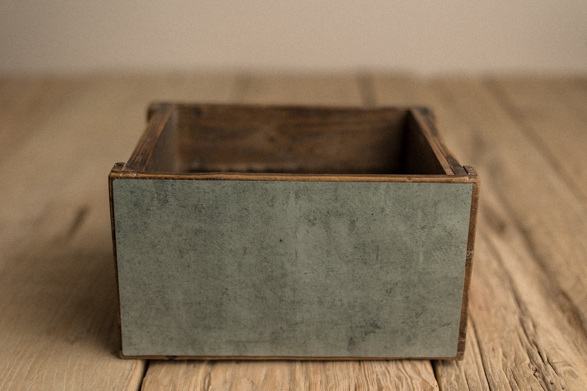 Crate Hugger | Greener Pastures