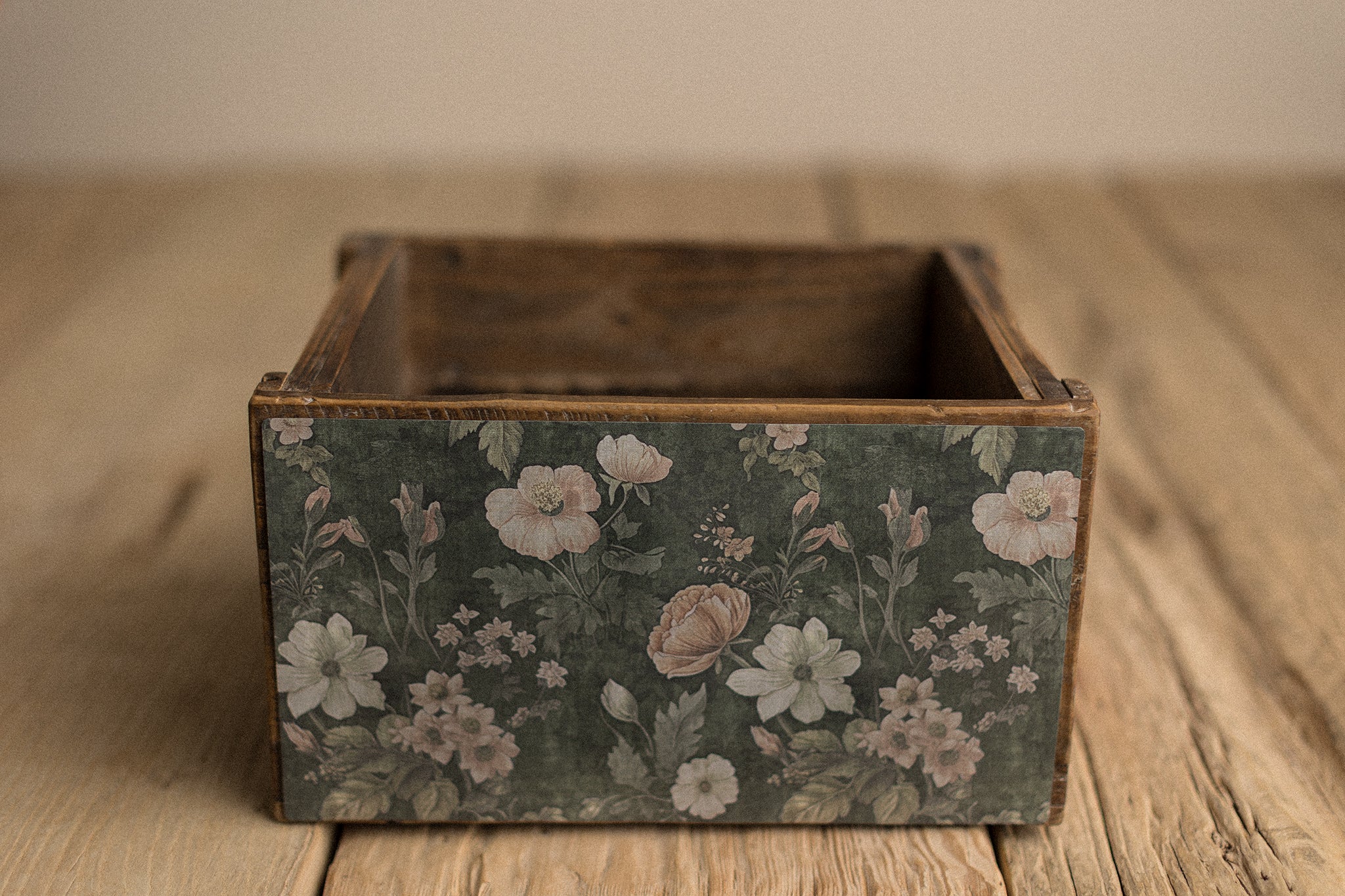Crate Hugger | Overgrown