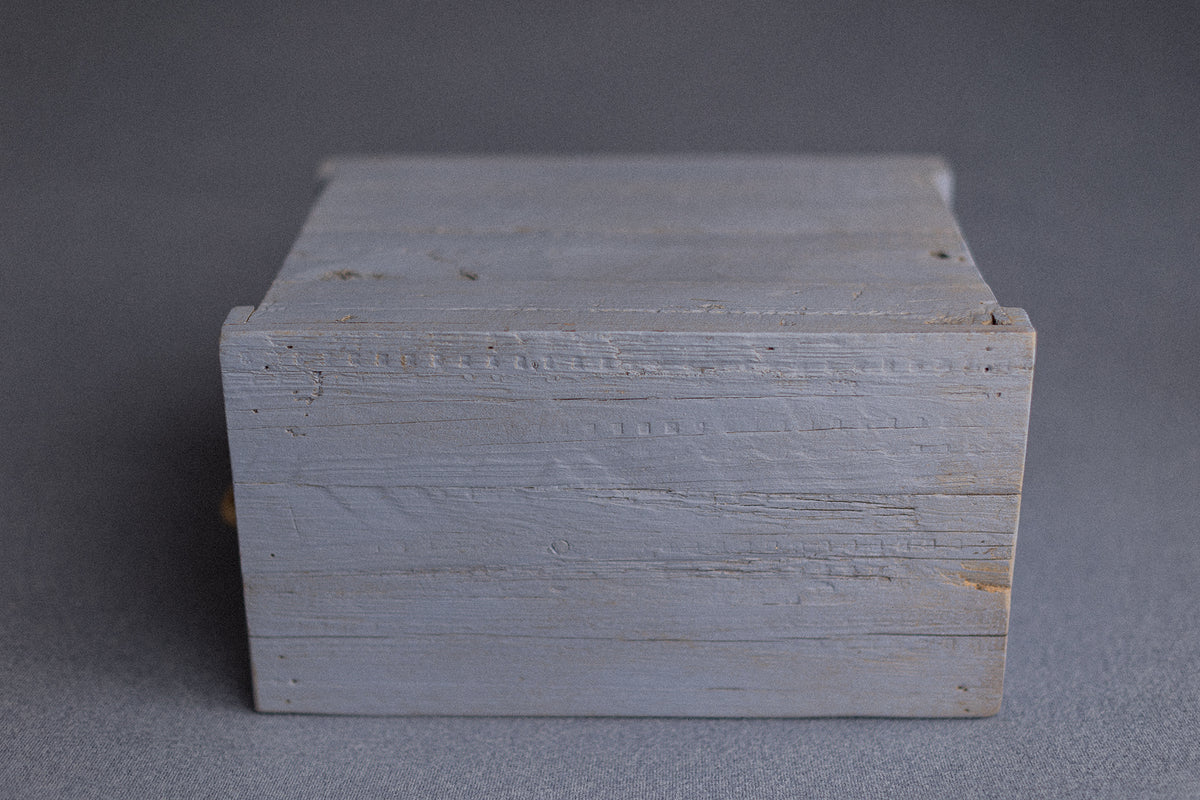 Crate | Light Bluebonnet