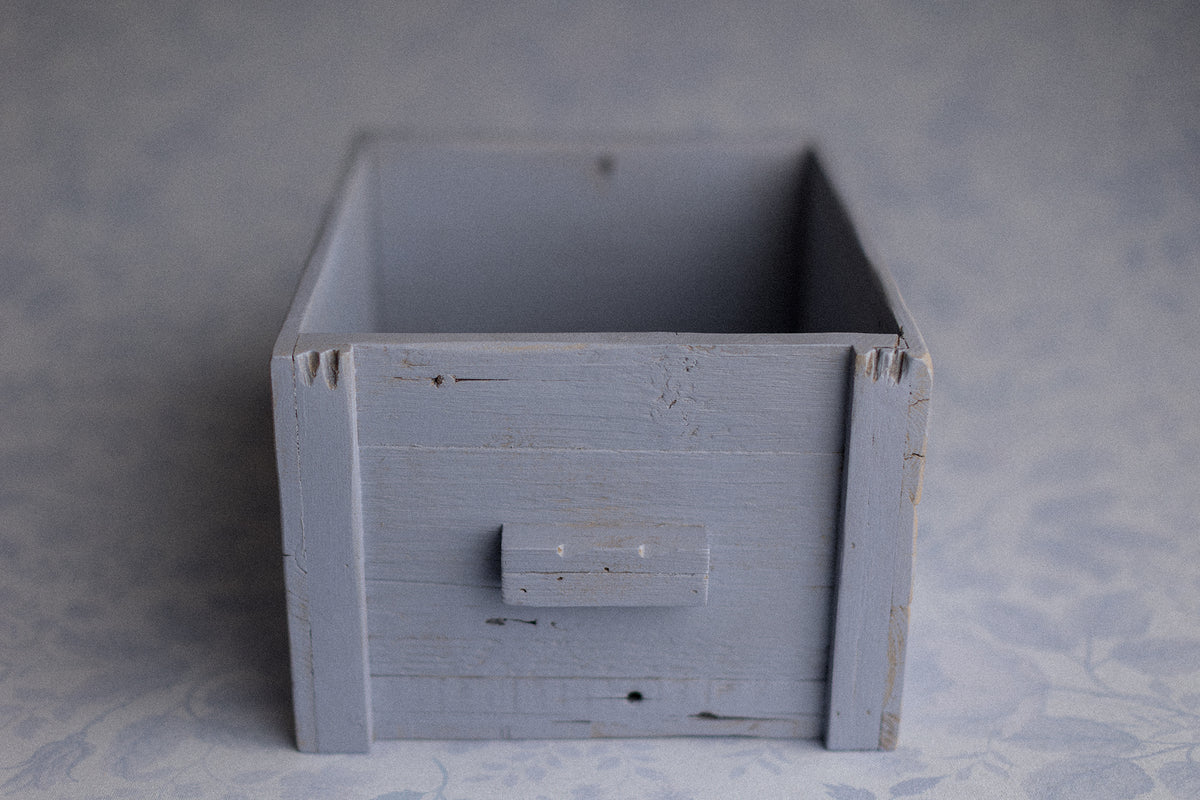 Crate | Light Bluebonnet