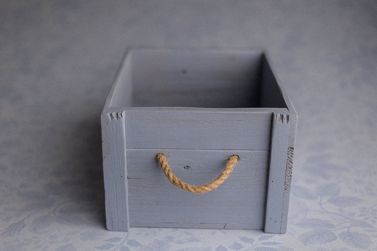 Crate | Light Bluebonnet