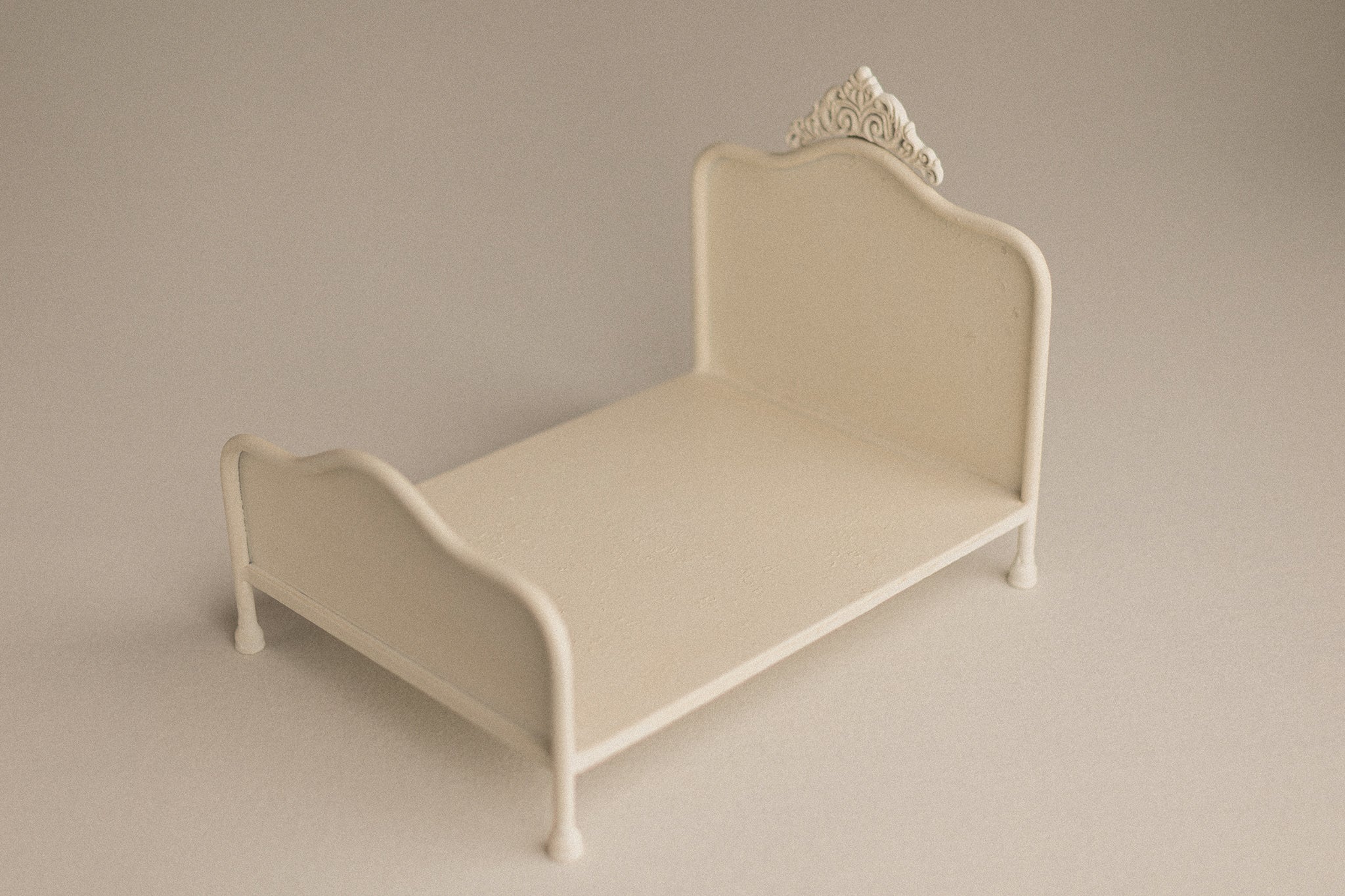 Delphine/Delphino Bed | Cream