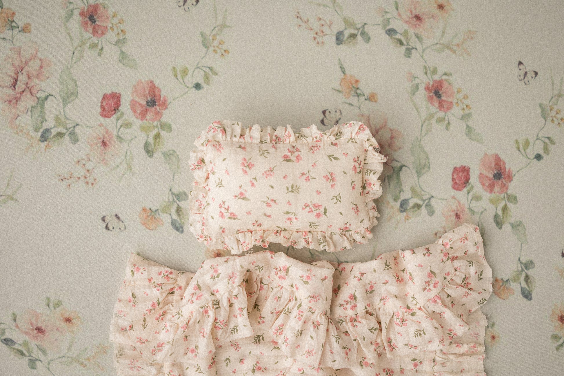 Bed Linens | Strawberries & Cream