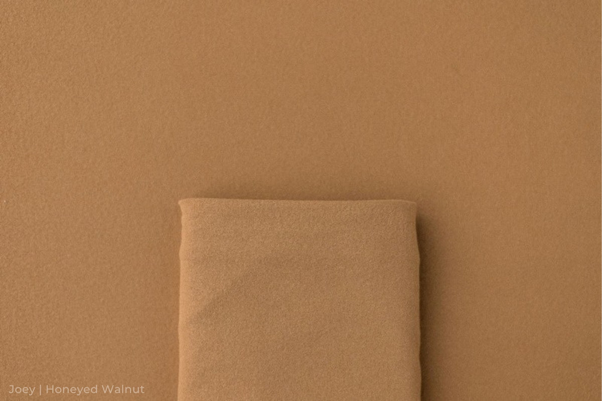 Joey | Honeyed Walnut