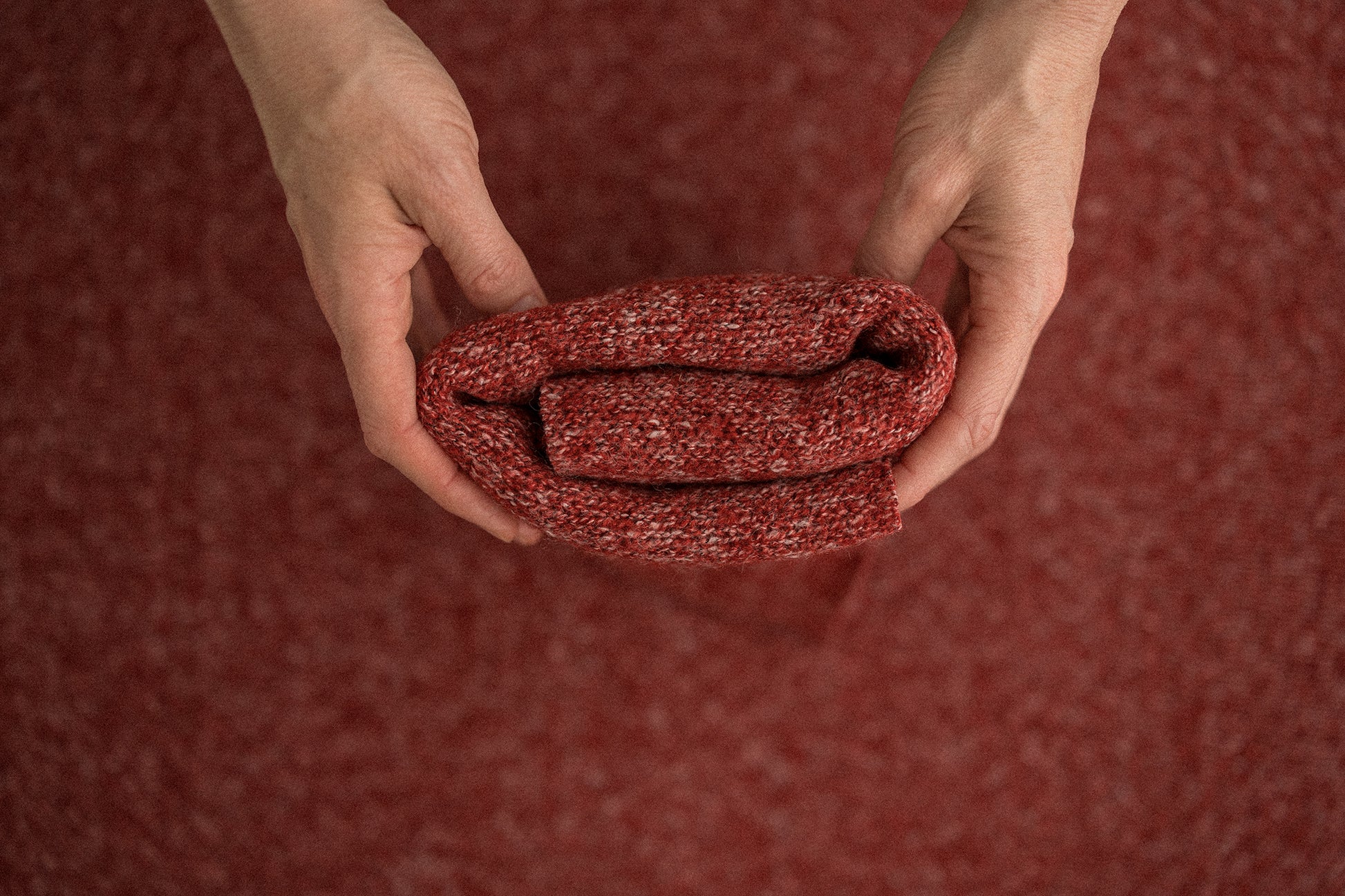 Loren | Weathered Red