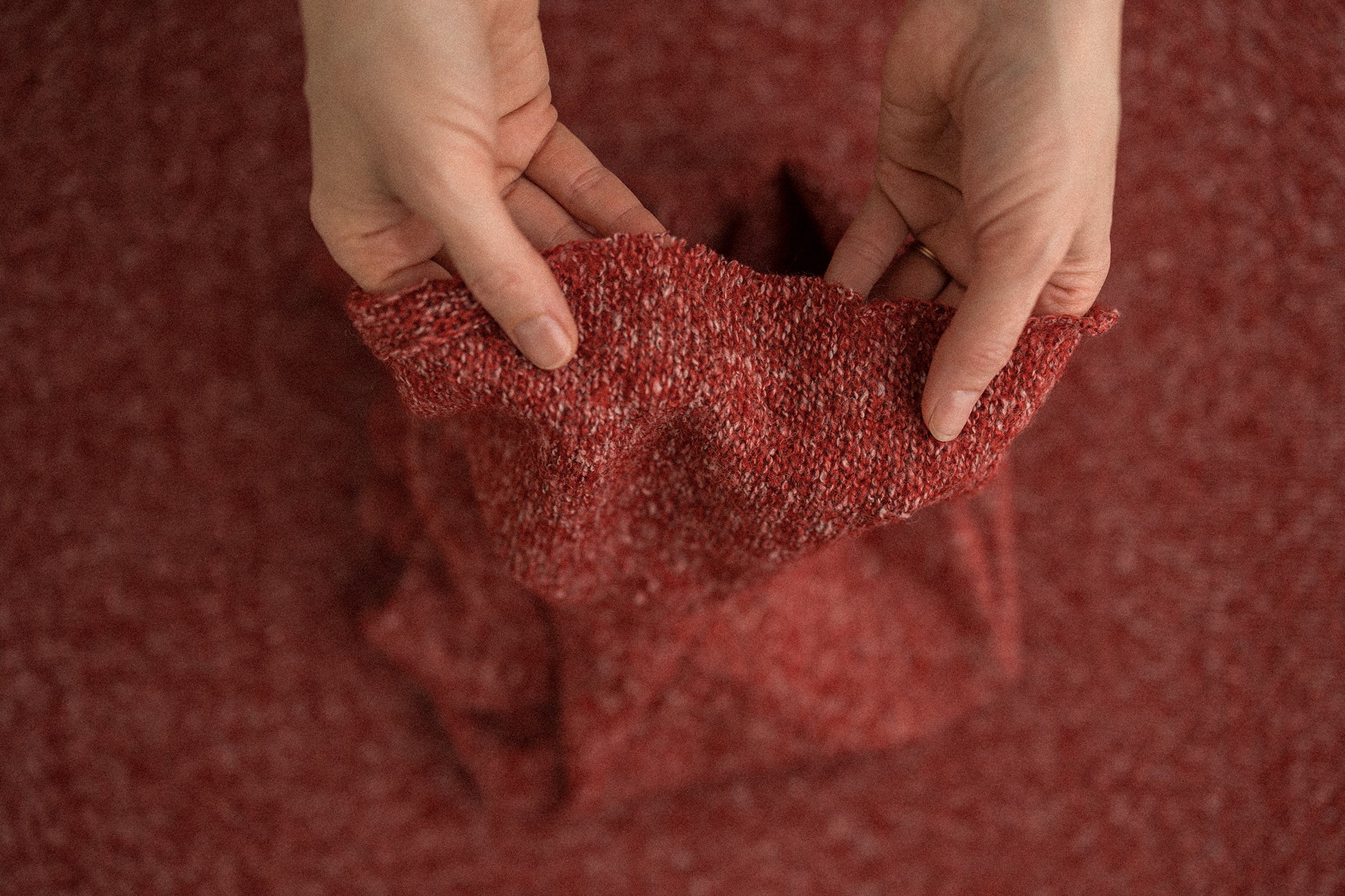 Loren | Weathered Red
