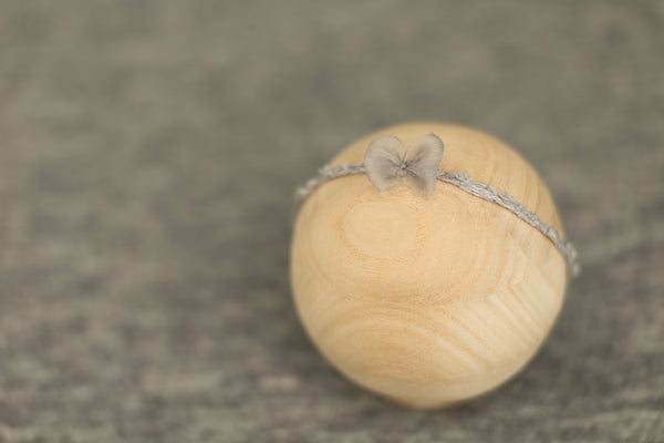 Middle Child Bow | Pencil Lead