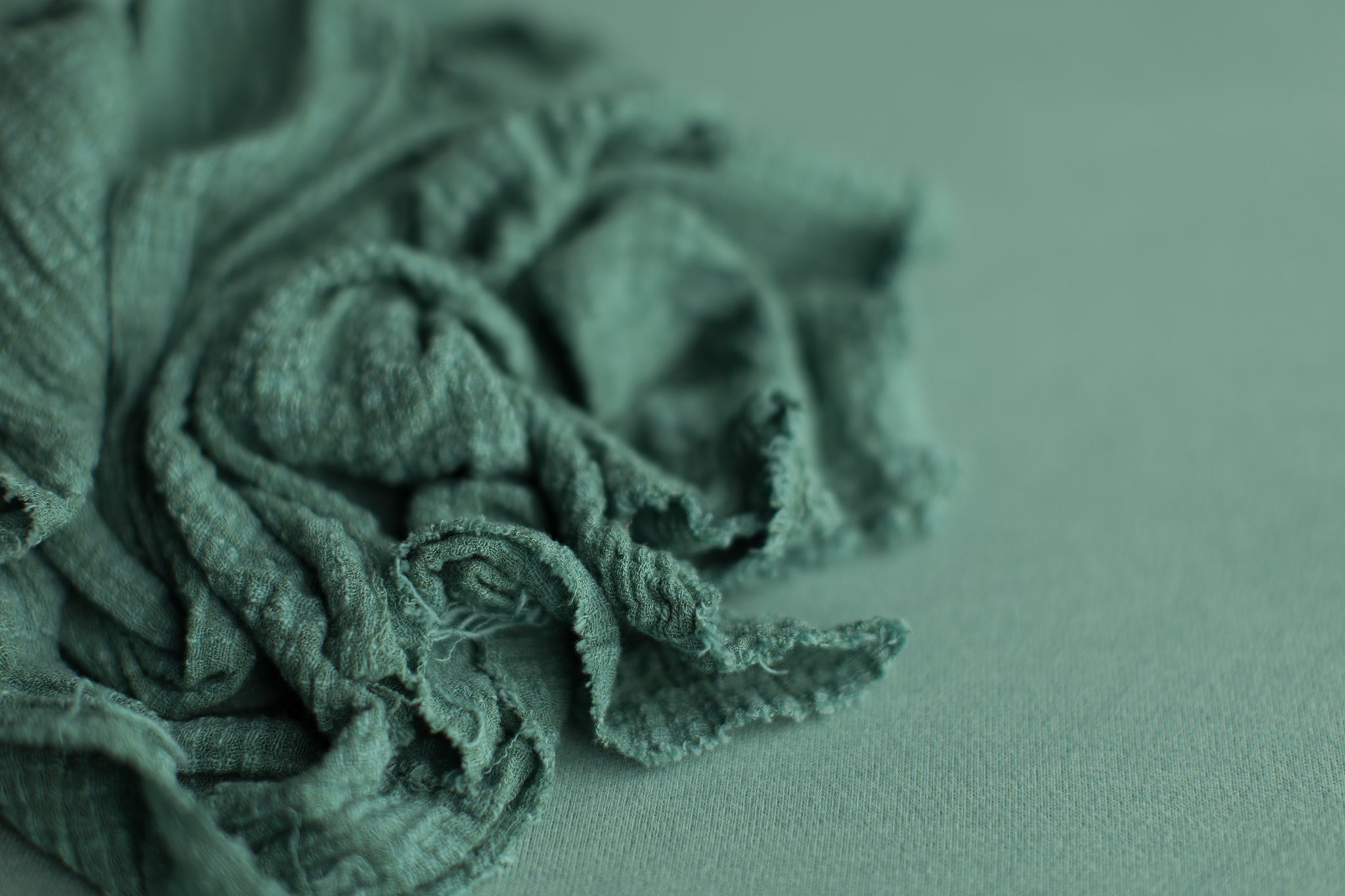 Pretty Little Layers | Deep Sea