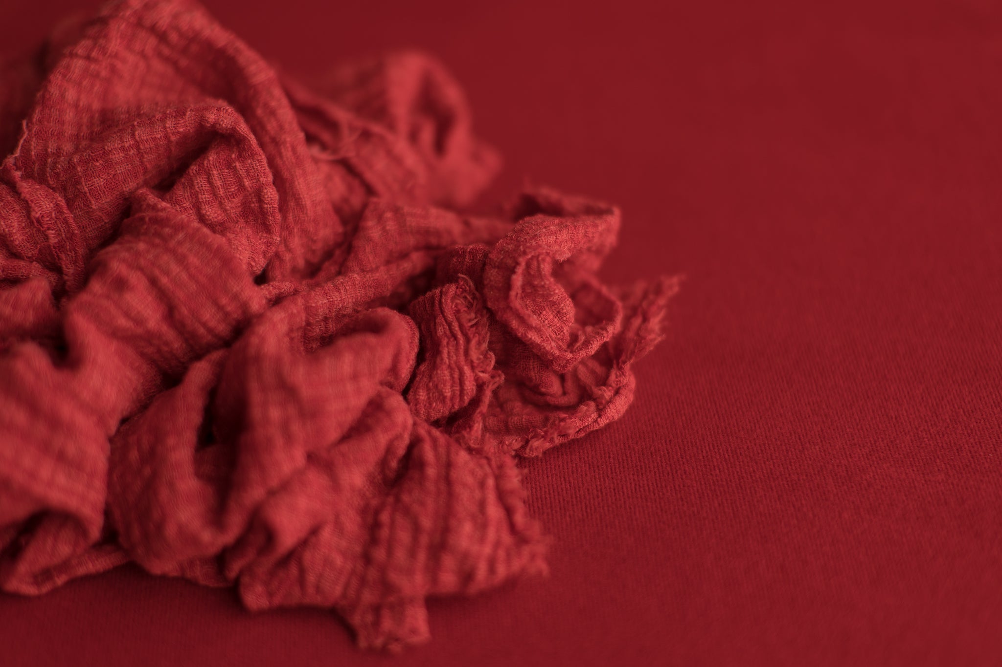 Pretty Little Layers | Scarlet Smile