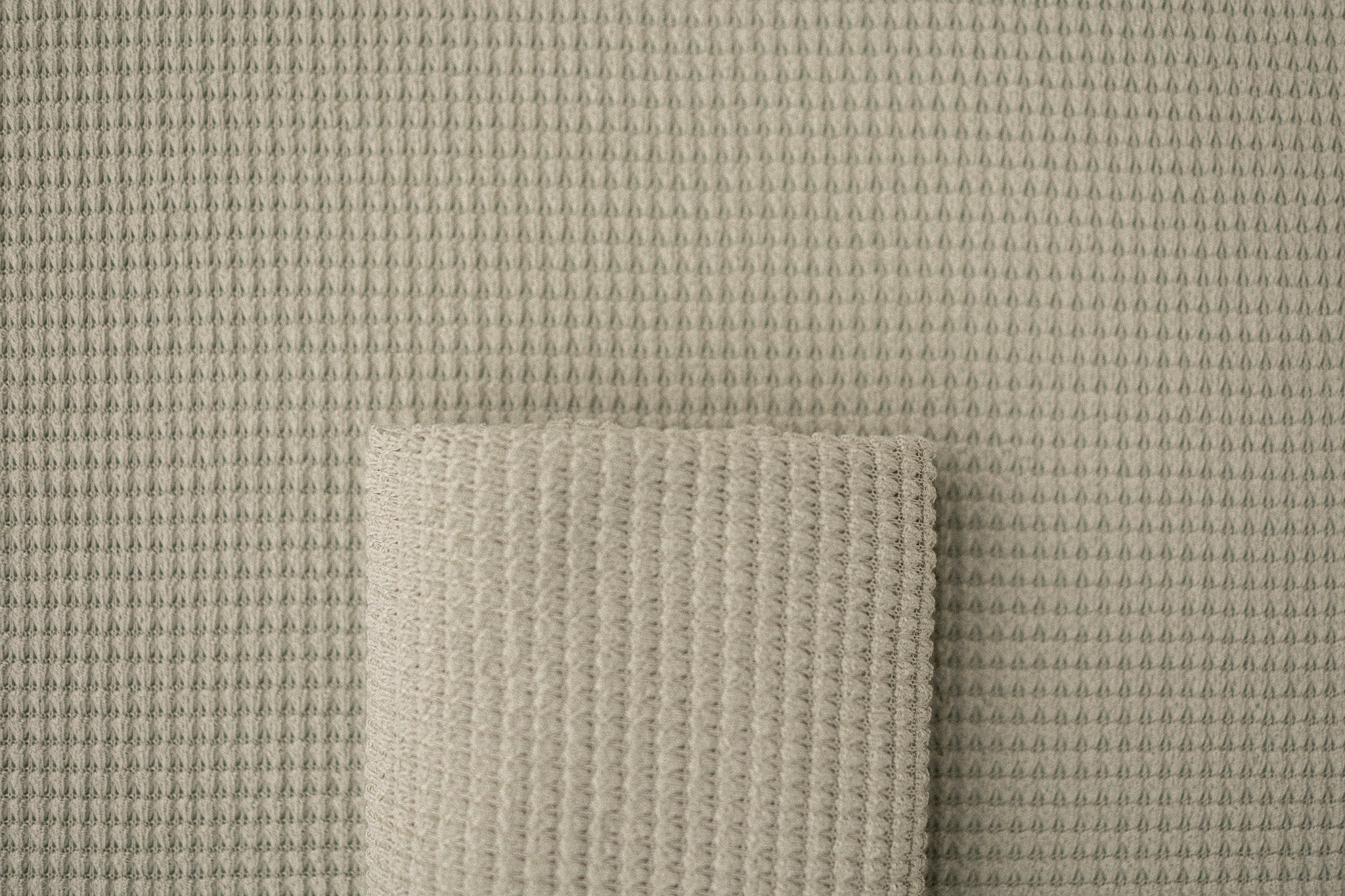 Queen | Faded Sage Wrap