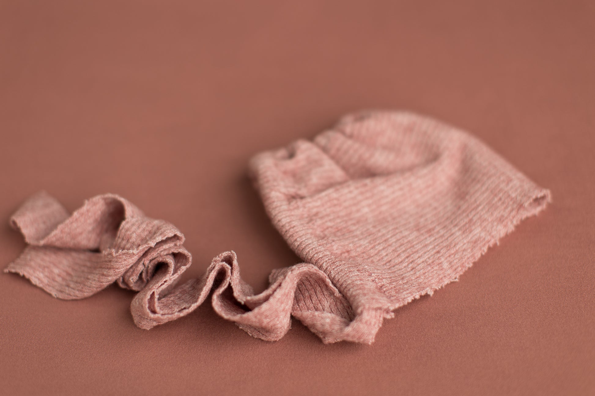 Tate Pinkie | Bonnet