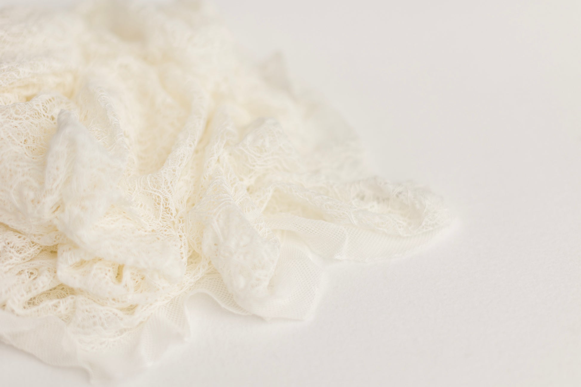 Tattered Lace | Moonmilk Wrap