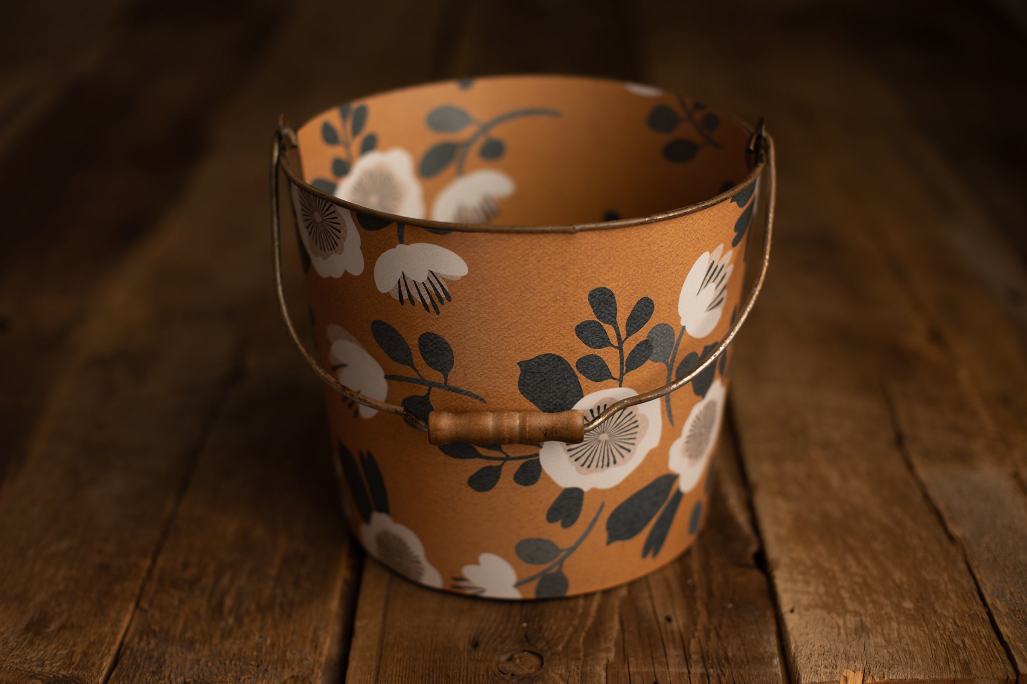 Bucket Hugger | 130 van den Golden
