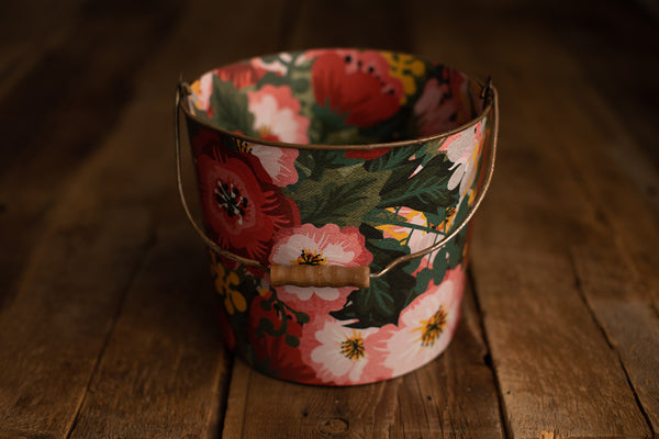 Bucket Hugger | 131 Rosie Blooms