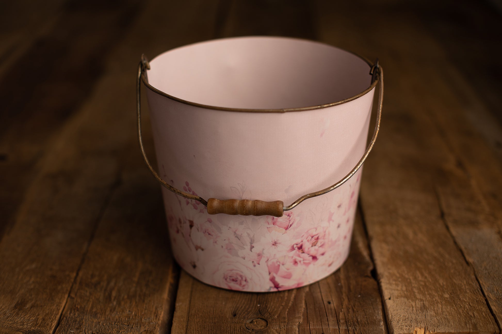 Bucket Hugger | 151 Bottom Bouquet