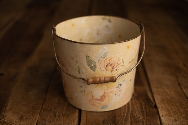 Bucket Hugger | 186 Golden Floral